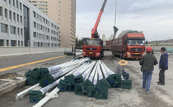 洛隆太阳能路灯在严寒地区的应用与耐寒配置